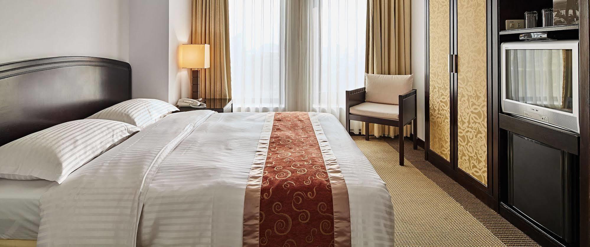 天下南隅 Provintia Hotel Tajnan Kültér fotó